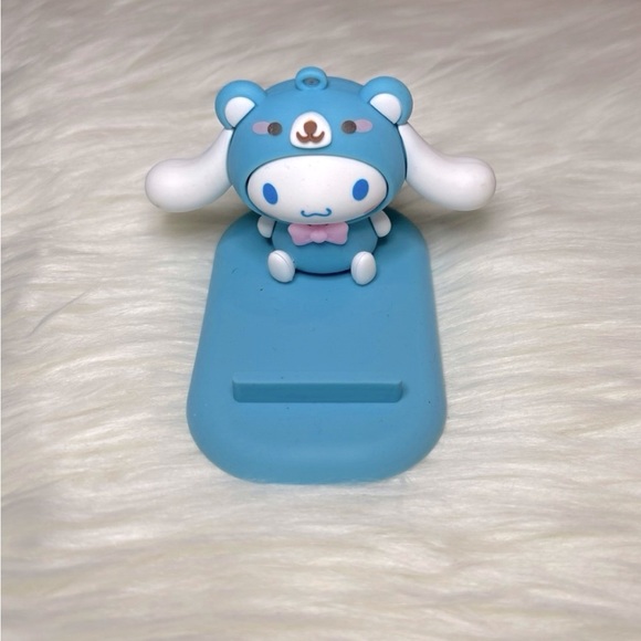 New Cinnamoroll from Hello Kitty Cell Phone Stand/Holder - Picture 1 of 3